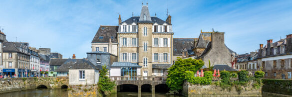 alt="Pont habitée de Landerneau"